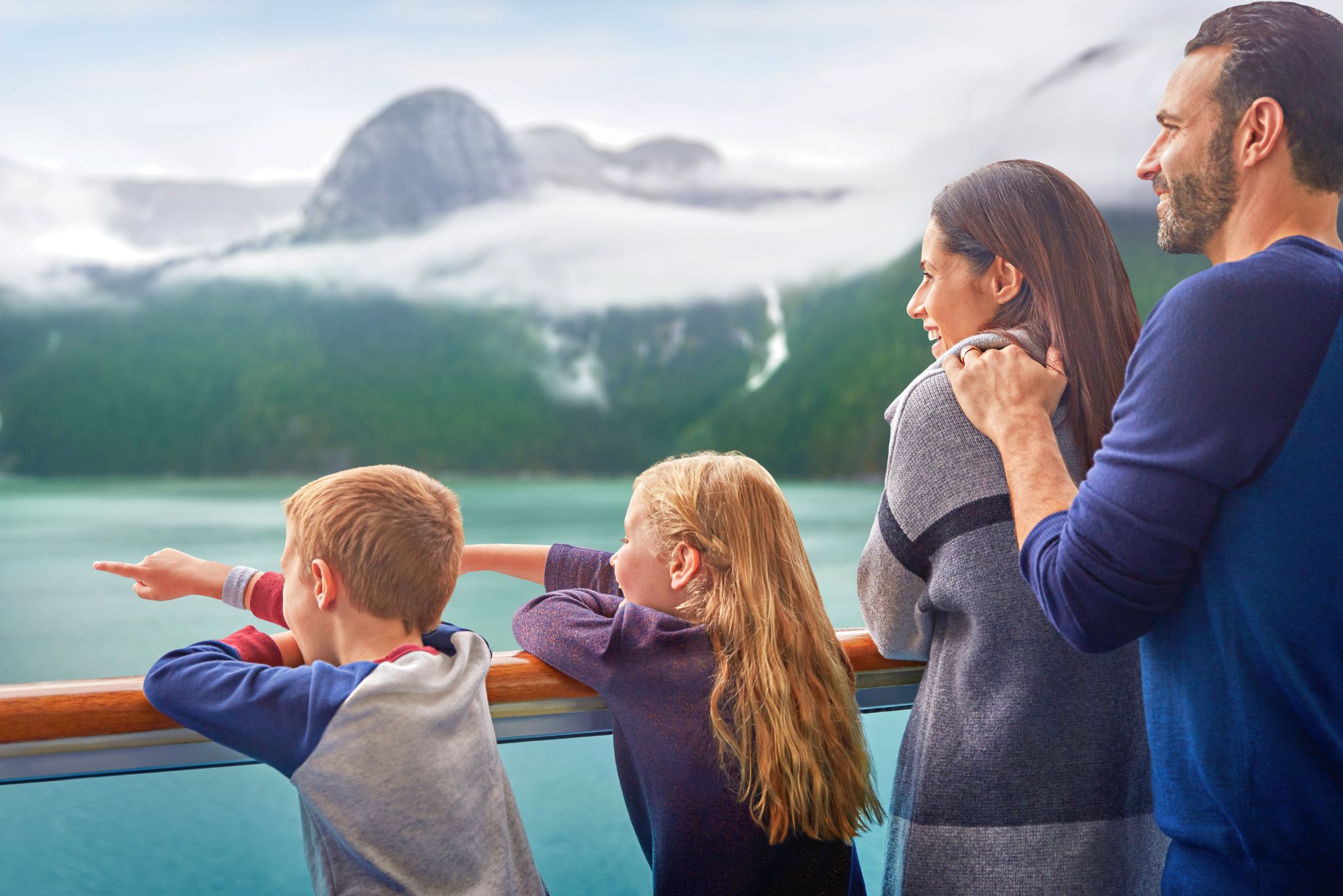 Value & Timing: When Holiday Cruises Make Financial Sense