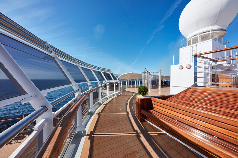 deck on queen victoria, cunard