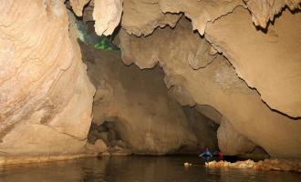 Belize Cave Tubing