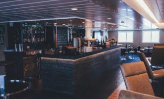 Bar & Lounges