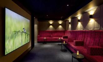 Entertainment & Nightlife Entertainment & Nightlife