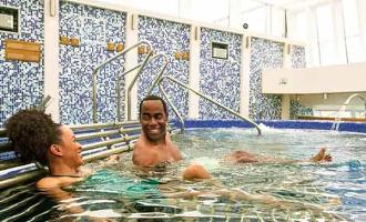 Cloud 9 Spa : Thalassotherapy Pool Cloud 9 Spa : Thalassotherapy Pool
