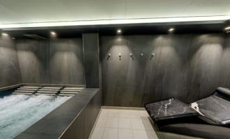 Jacuzzi and Relax Room