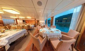 Dining Dining