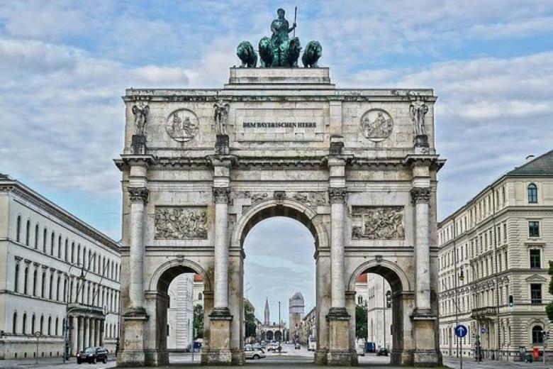 MUNICH SIEGESTOR