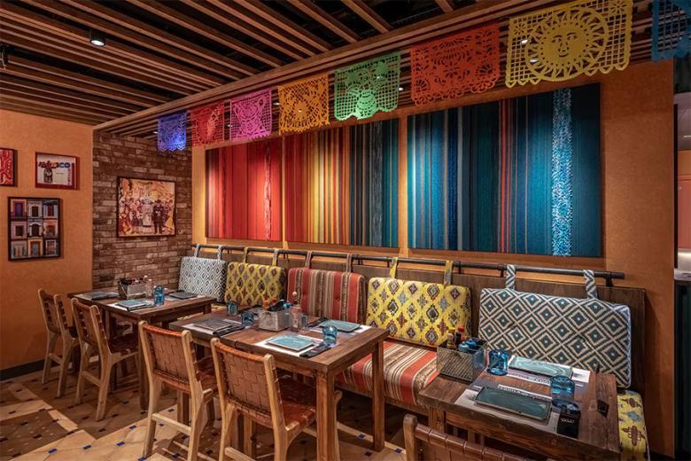 HOLA! Tacos & Cantina