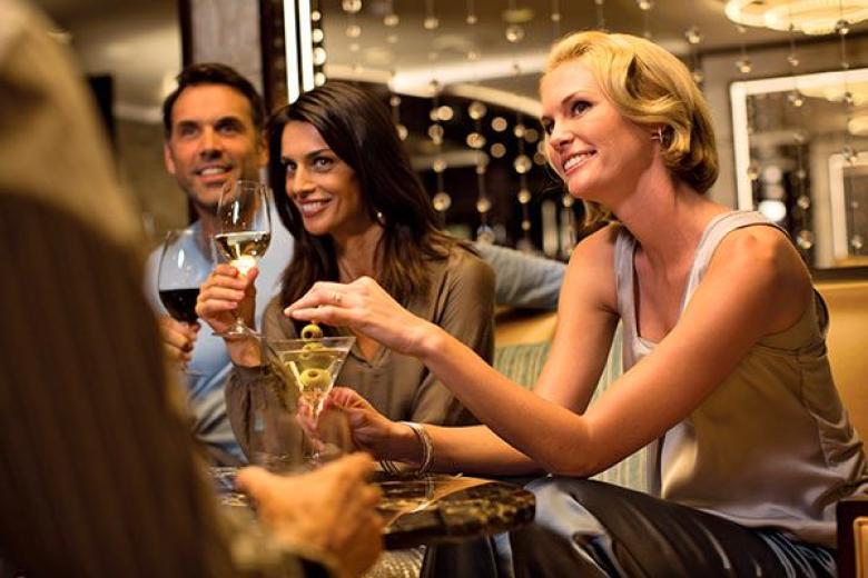 Regent Cruises - Cocktails In Lounge