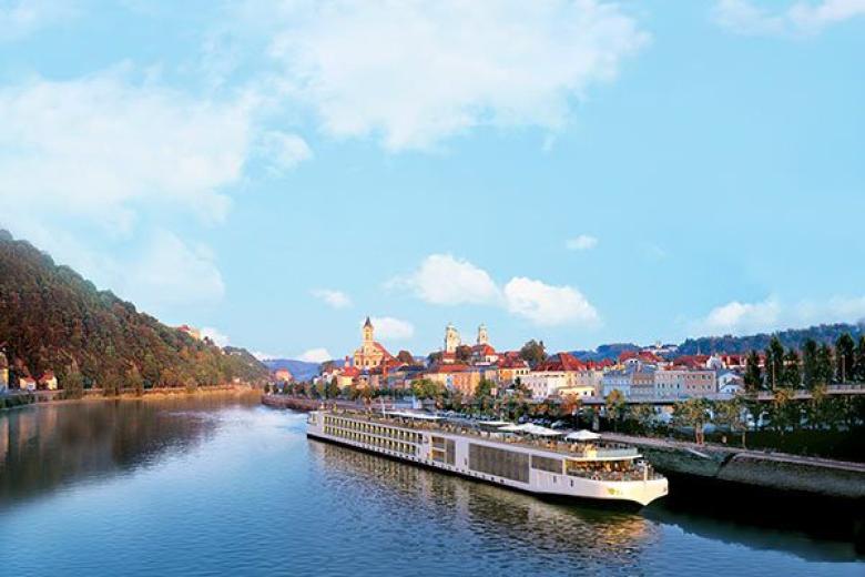 Viking River Cruises - Longship In Passau