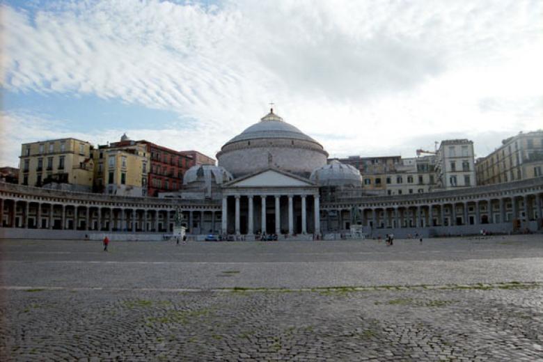 Naples Piazza Del Plebiscito