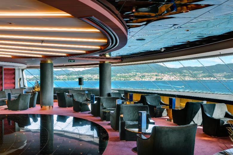 MSC Cruises - Yacht Club Restaurant