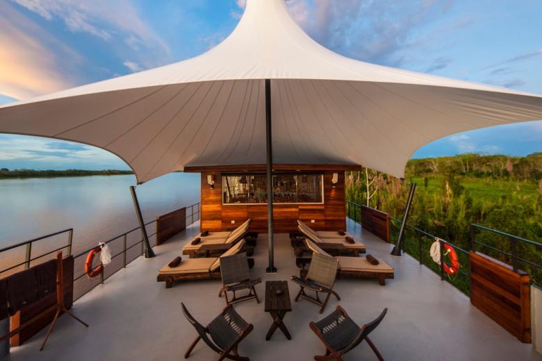 Uniworld Boutique River Cruises - Outdoor Lounge