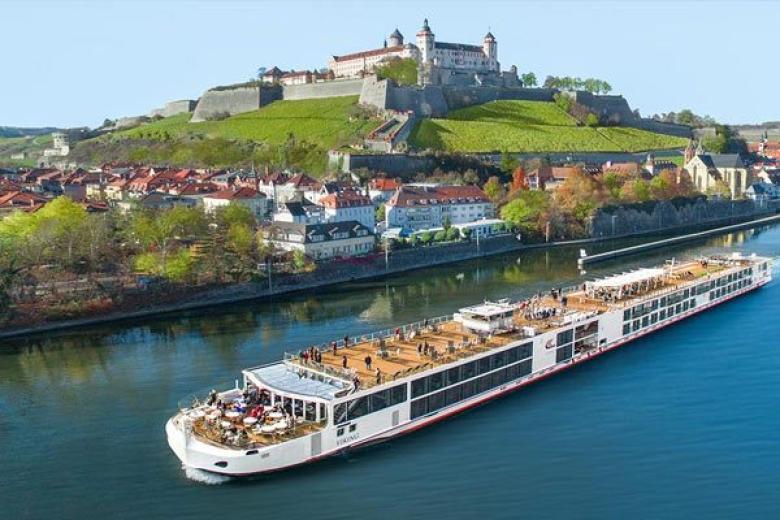 Viking River Cruises - Viking Longship Var